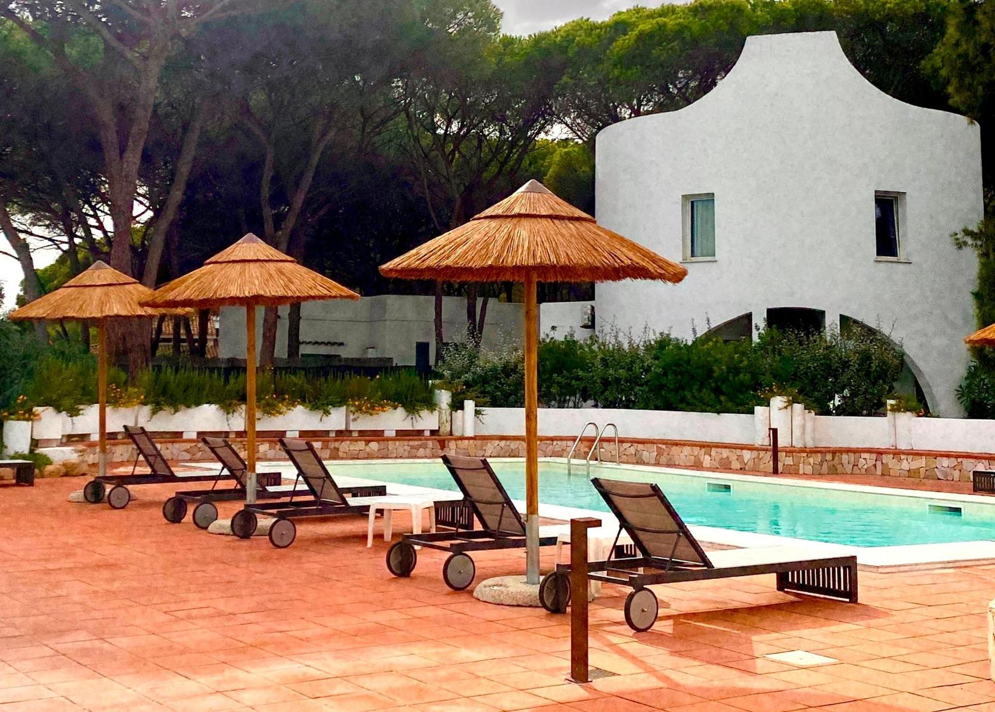 Hotel Mare Pineta サンタ・マルゲリータ・ディ・プーラ エクステリア 写真